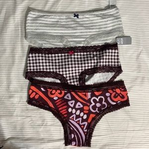 NEW set of 3 aerie cotton panties size Med